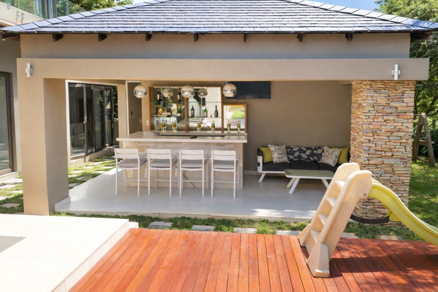 6 Bedroom Property for Sale in Waterfall Country Estate Gauteng