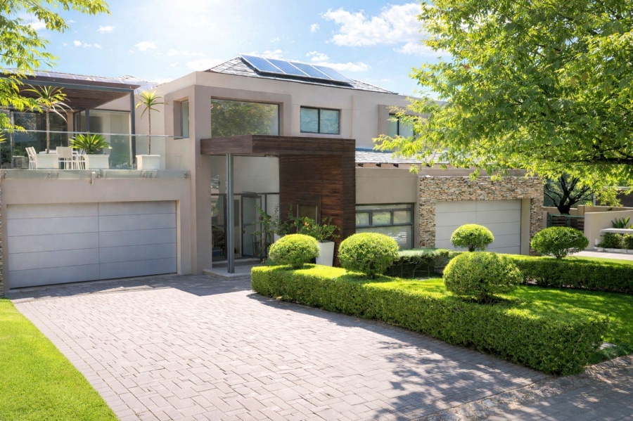 6 Bedroom Property for Sale in Waterfall Country Estate Gauteng