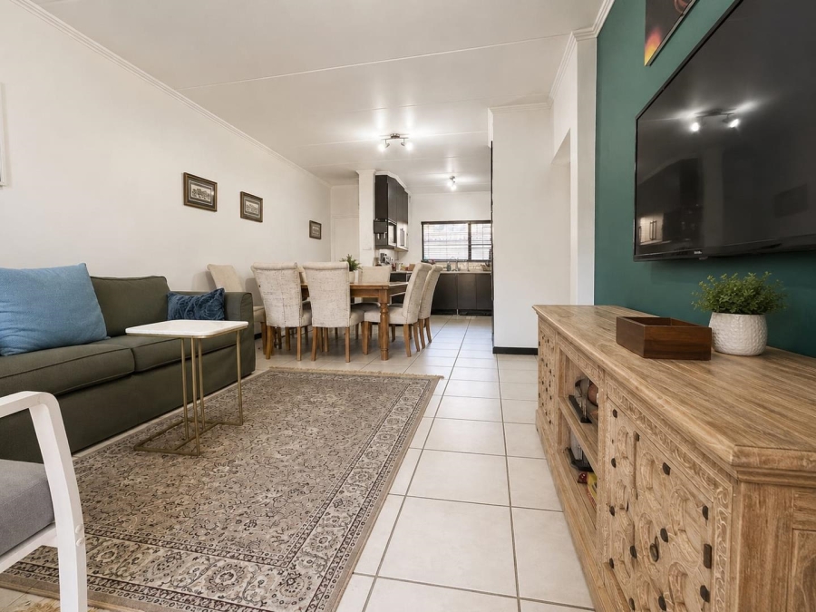 2 Bedroom Property for Sale in Douglasdale Gauteng