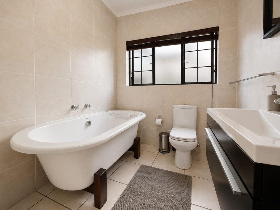 2 Bedroom Property for Sale in Douglasdale Gauteng