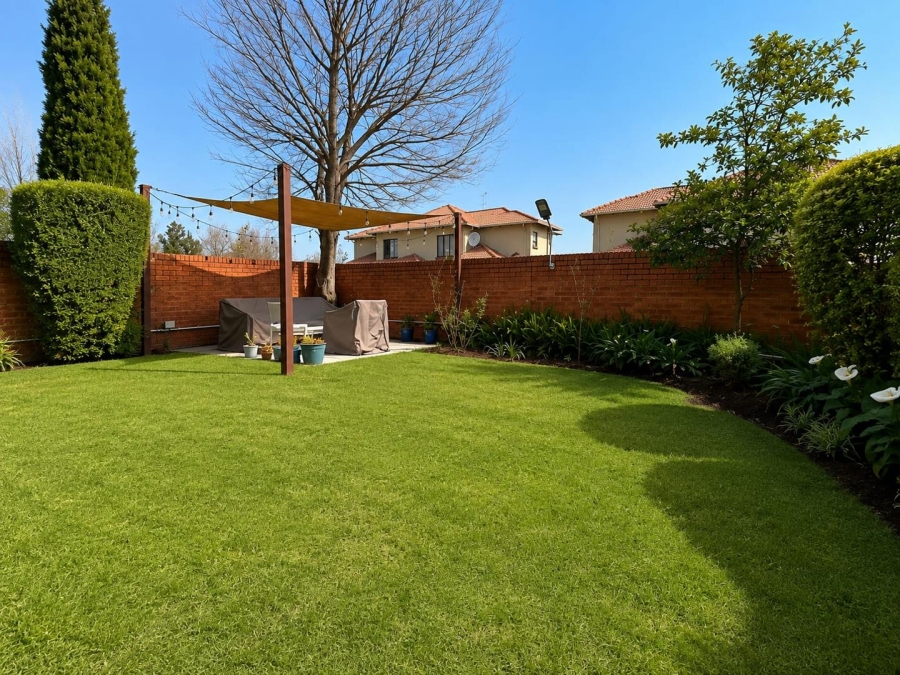 2 Bedroom Property for Sale in Douglasdale Gauteng