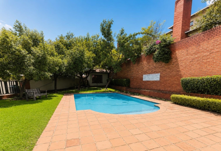 2 Bedroom Property for Sale in Douglasdale Gauteng