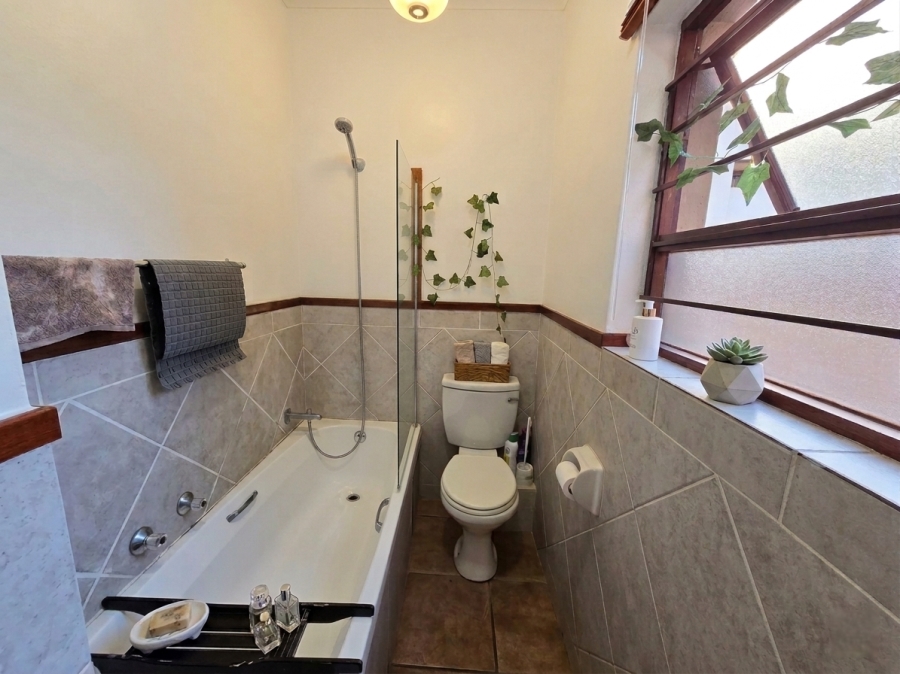 1 Bedroom Property for Sale in Paulshof Gauteng