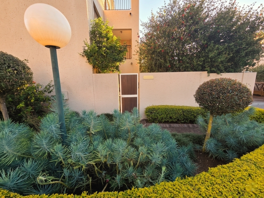 1 Bedroom Property for Sale in Paulshof Gauteng