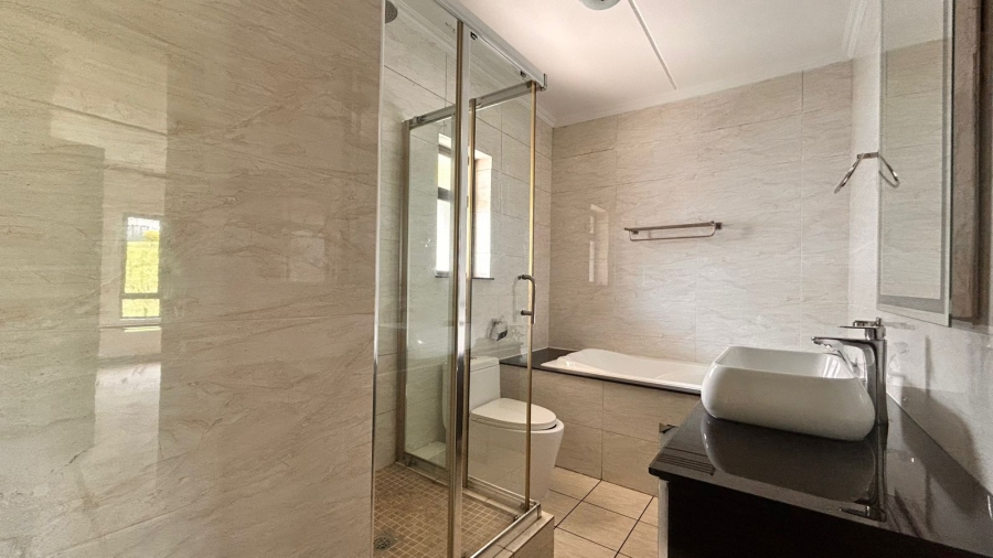 2 Bedroom Property for Sale in Fourways Gauteng