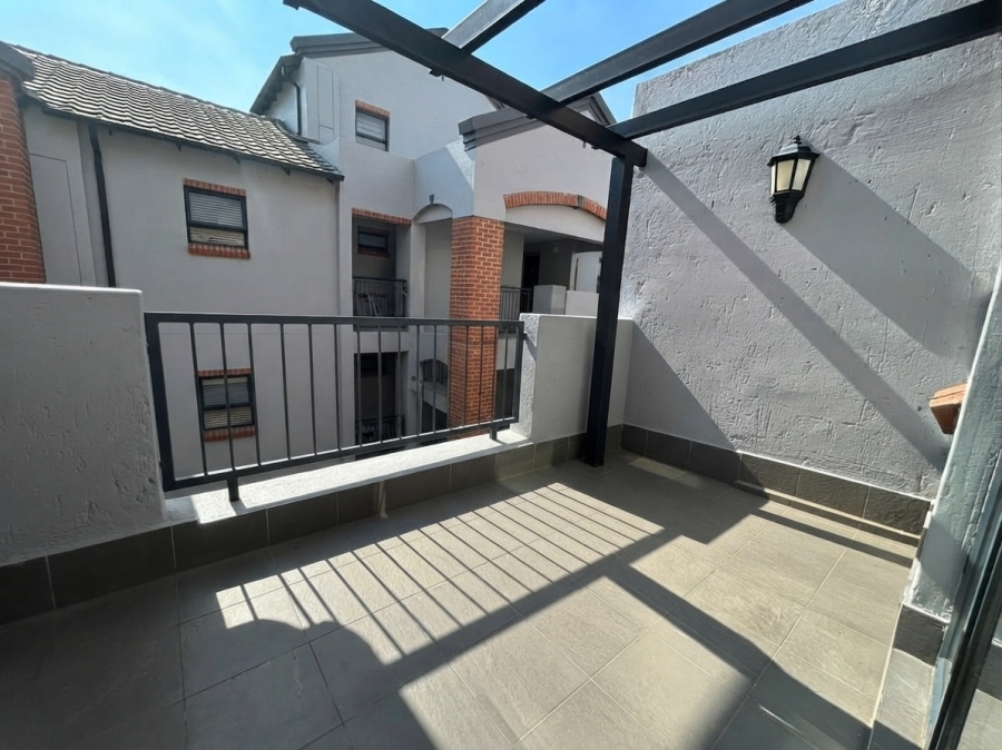 2 Bedroom Property for Sale in Bryanston Gauteng