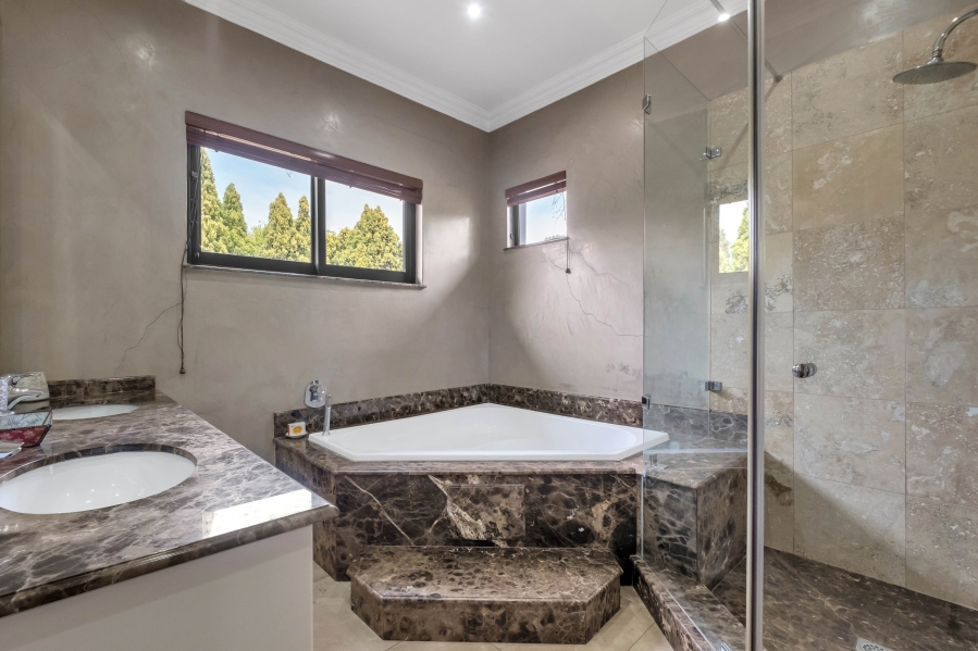 3 Bedroom Property for Sale in Atholl Gauteng