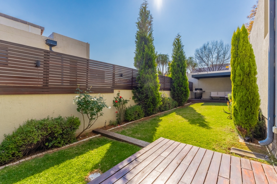 3 Bedroom Property for Sale in Bryanston Gauteng