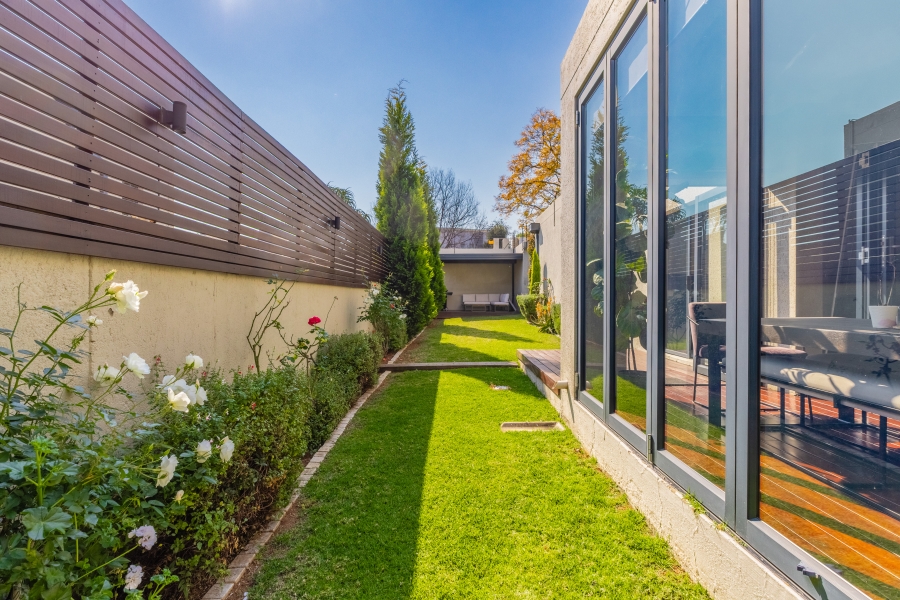 3 Bedroom Property for Sale in Bryanston Gauteng