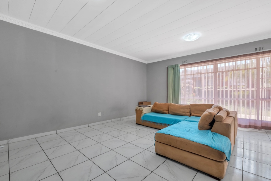 2 Bedroom Property for Sale in Windsor East Gauteng