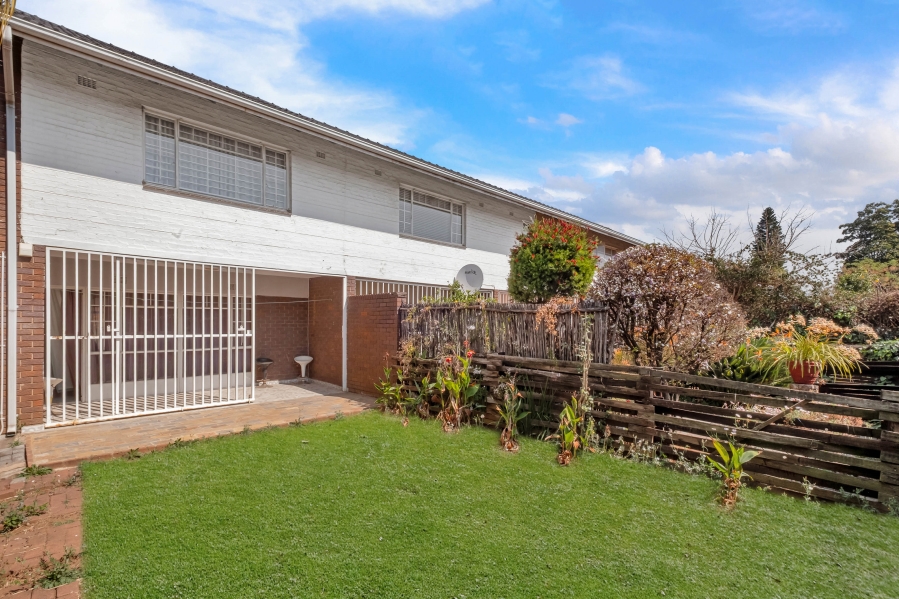 2 Bedroom Property for Sale in Windsor East Gauteng