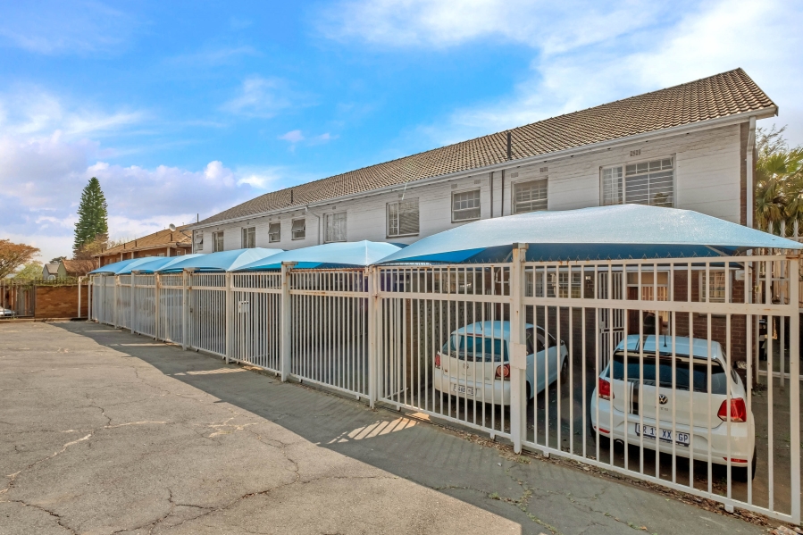 2 Bedroom Property for Sale in Windsor East Gauteng