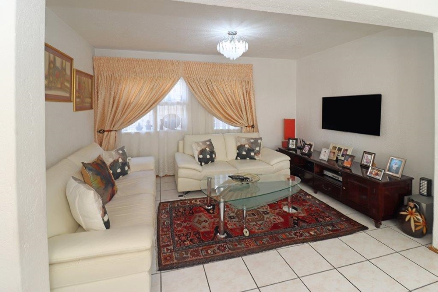 3 Bedroom Property for Sale in Marais Steyn Park Gauteng
