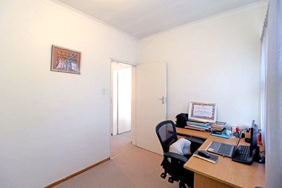 3 Bedroom Property for Sale in Marais Steyn Park Gauteng