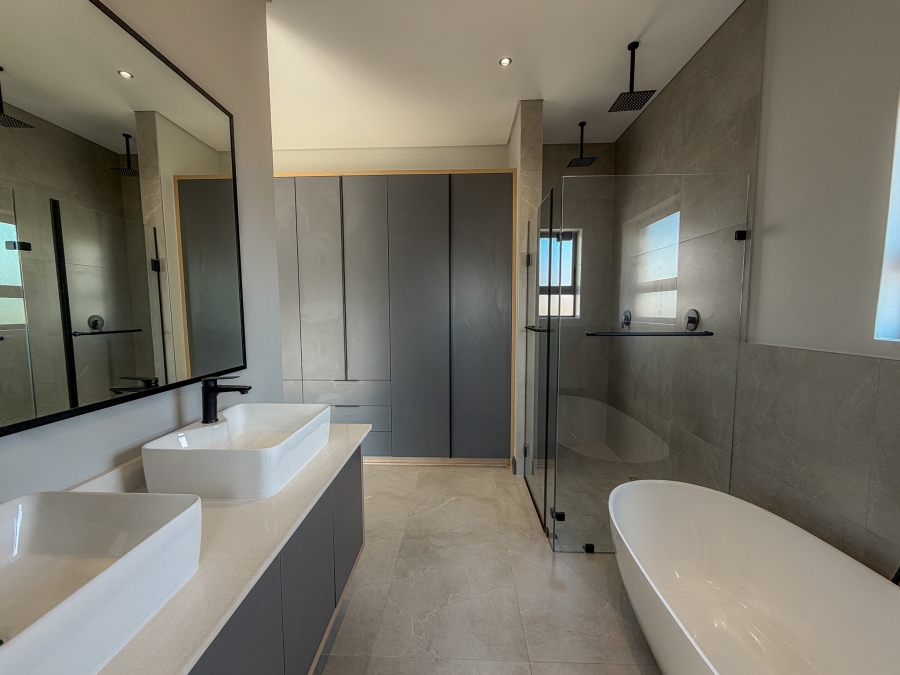 4 Bedroom Property for Sale in Fountainbrook Estate Gauteng