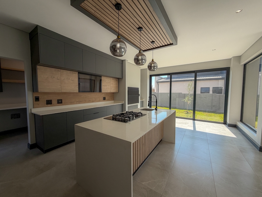 4 Bedroom Property for Sale in Fountainbrook Estate Gauteng