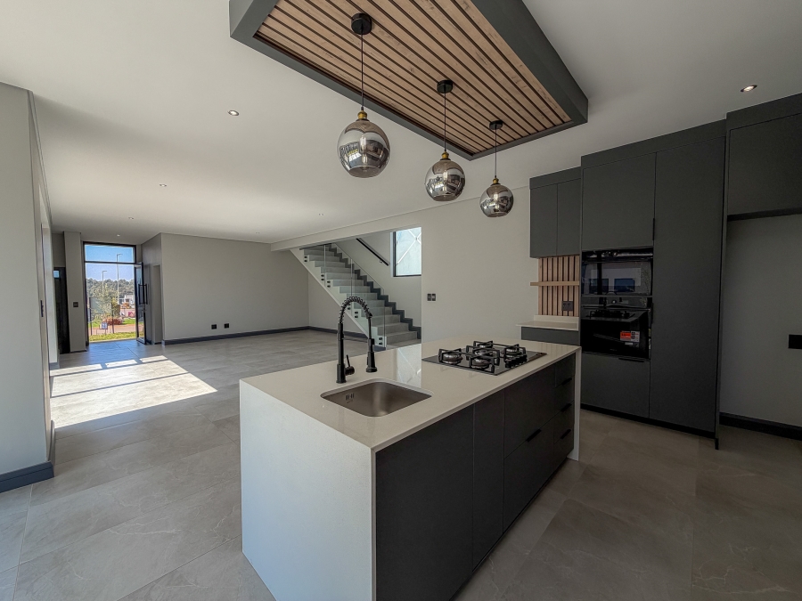 4 Bedroom Property for Sale in Fountainbrook Estate Gauteng