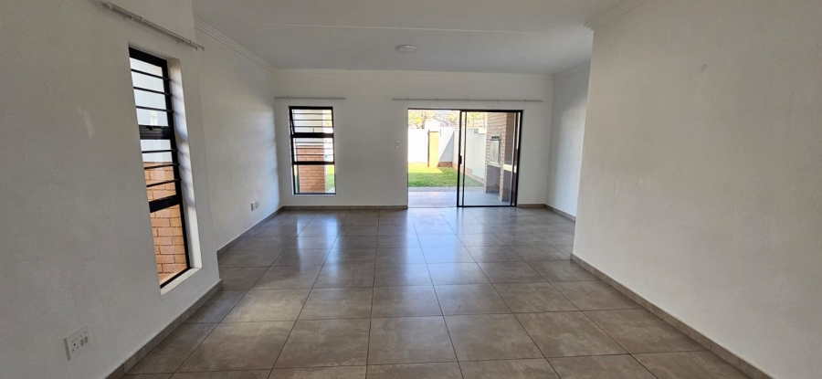 3 Bedroom Property for Sale in Alberante Gauteng