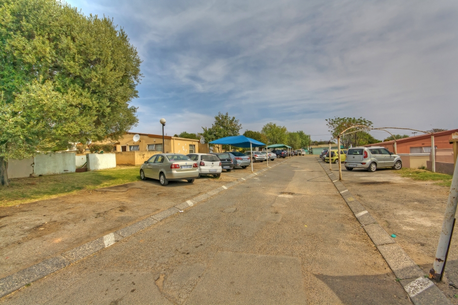 3 Bedroom Property for Sale in Bloubosrand Gauteng