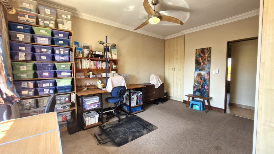 3 Bedroom Property for Sale in Amberfield Gauteng