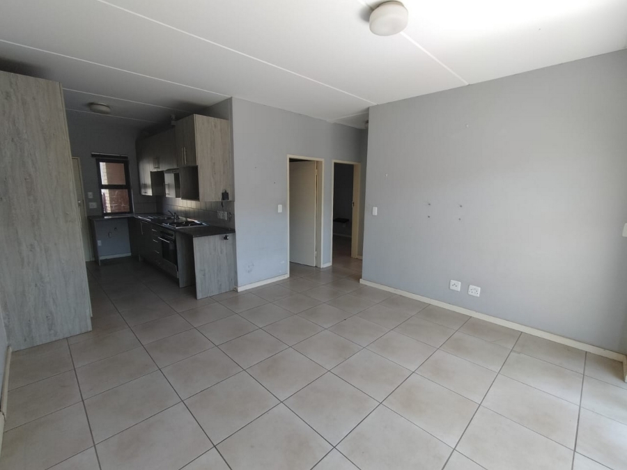 2 Bedroom Property for Sale in Goedeburg Gauteng