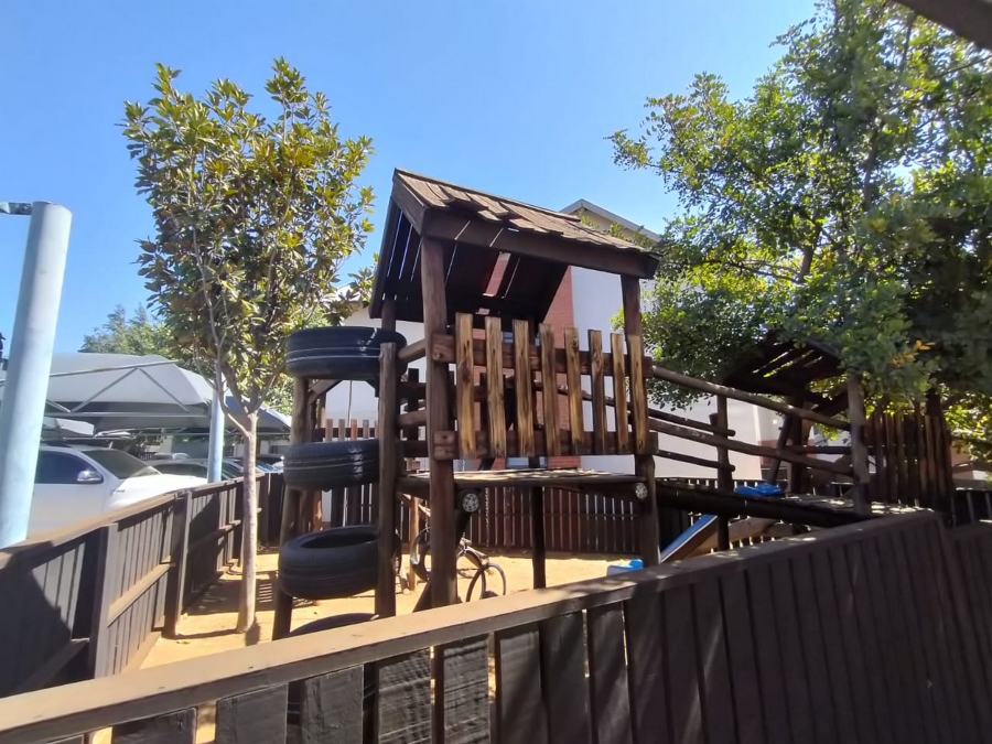 2 Bedroom Property for Sale in Goedeburg Gauteng
