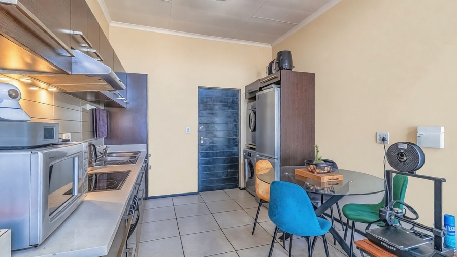 To Let 2 Bedroom Property for Rent in Greenstone Hill Gauteng