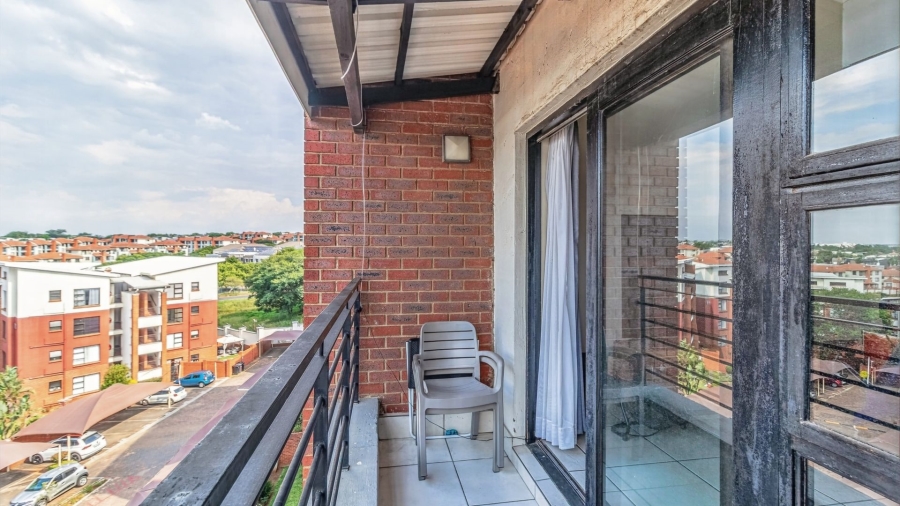 To Let 2 Bedroom Property for Rent in Greenstone Hill Gauteng