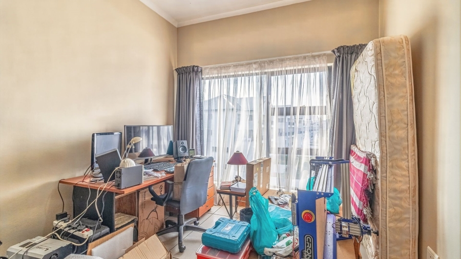 To Let 2 Bedroom Property for Rent in Greenstone Hill Gauteng