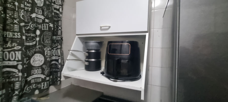 2 Bedroom Property for Sale in Newlands Gauteng