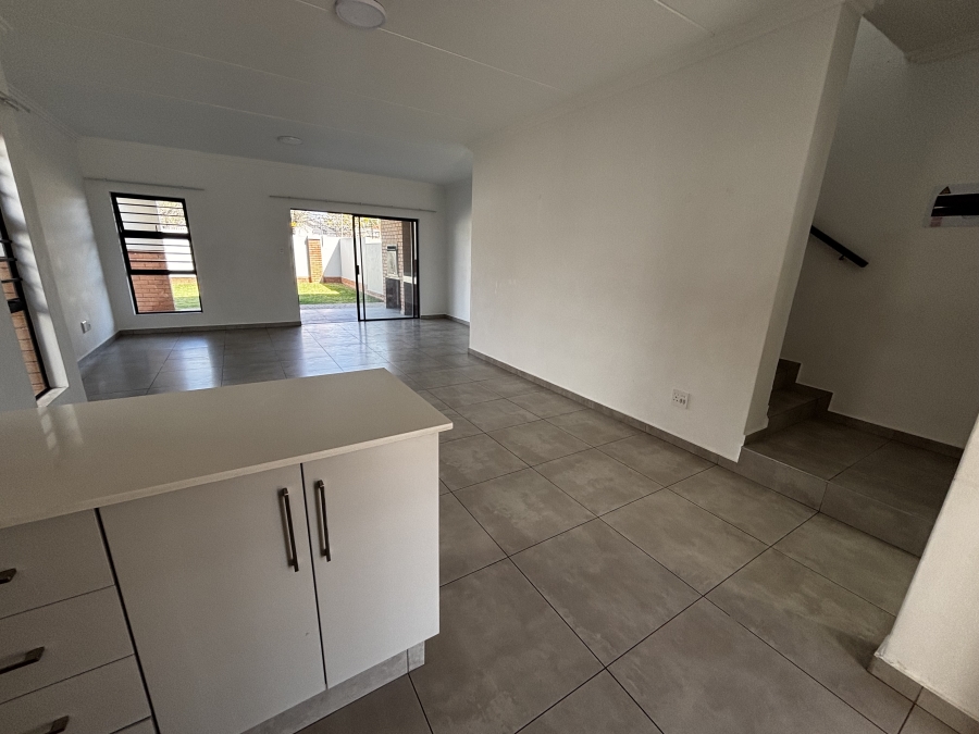 3 Bedroom Property for Sale in Alberante Gauteng