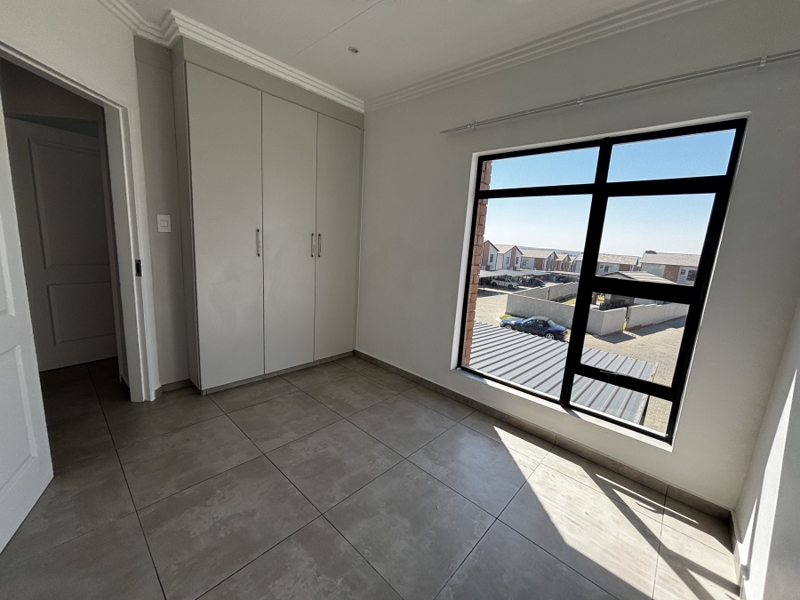 3 Bedroom Property for Sale in Alberante Gauteng
