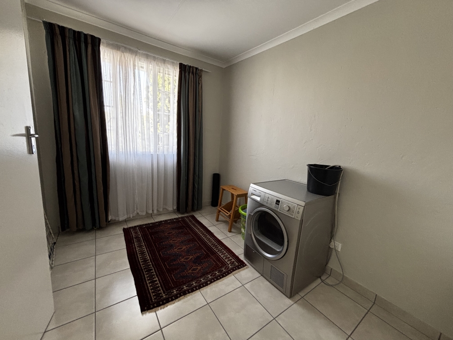 2 Bedroom Property for Sale in Verwoerdpark Gauteng