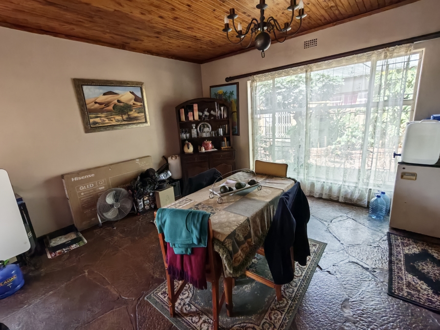 5 Bedroom Property for Sale in Dorandia Gauteng
