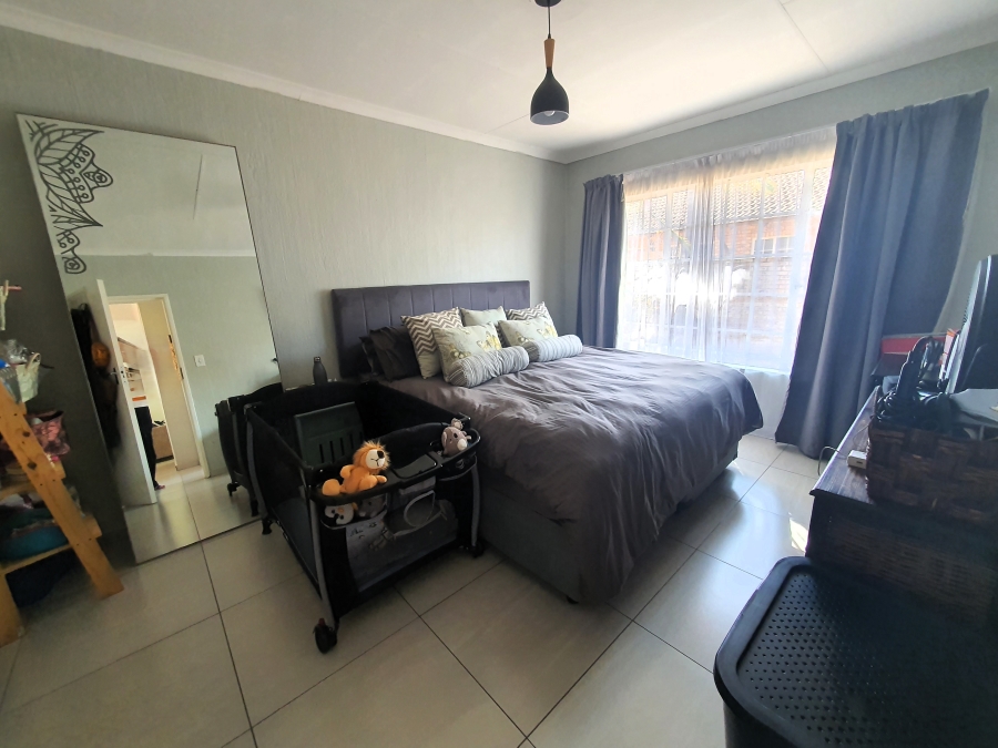2 Bedroom Property for Sale in Equestria Gauteng