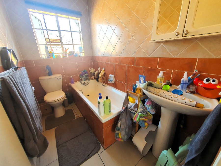 2 Bedroom Property for Sale in Equestria Gauteng