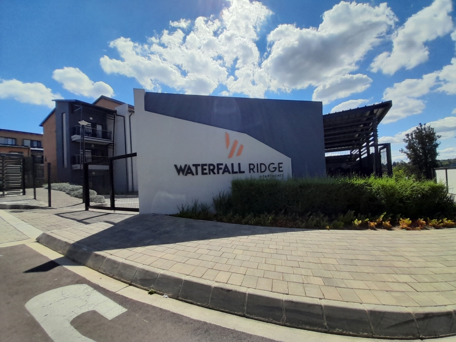 To Let 2 Bedroom Property for Rent in Vorna Valley Gauteng