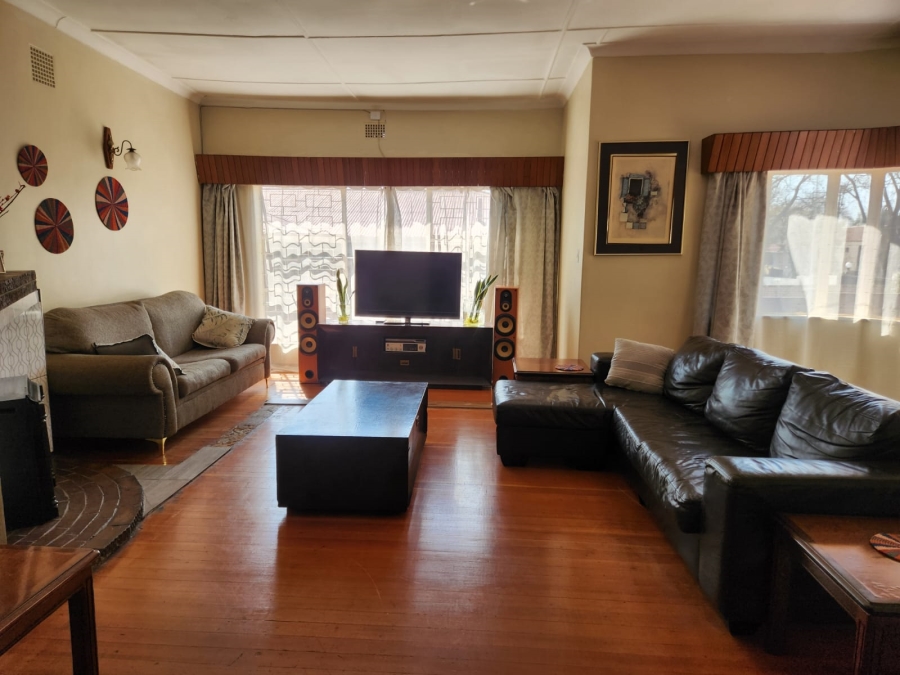 4 Bedroom Property for Sale in Kensington Gauteng