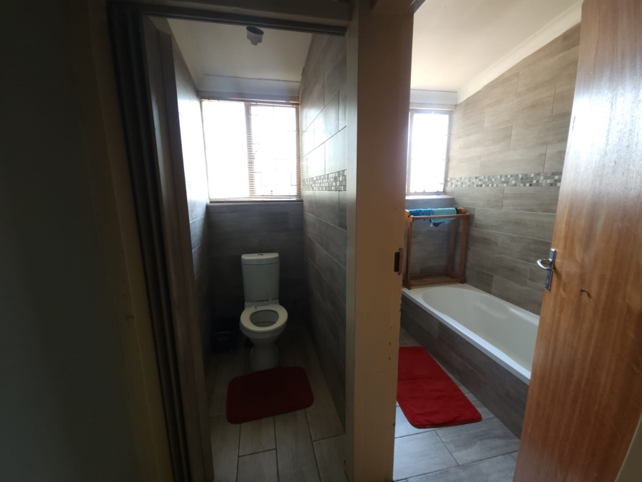 4 Bedroom Property for Sale in Kensington Gauteng
