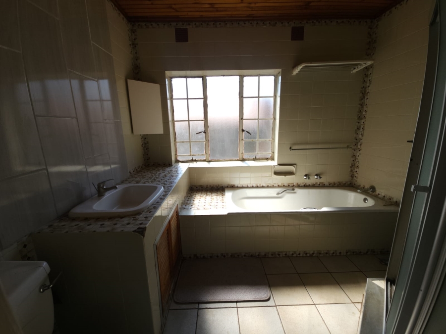 4 Bedroom Property for Sale in Kensington Gauteng