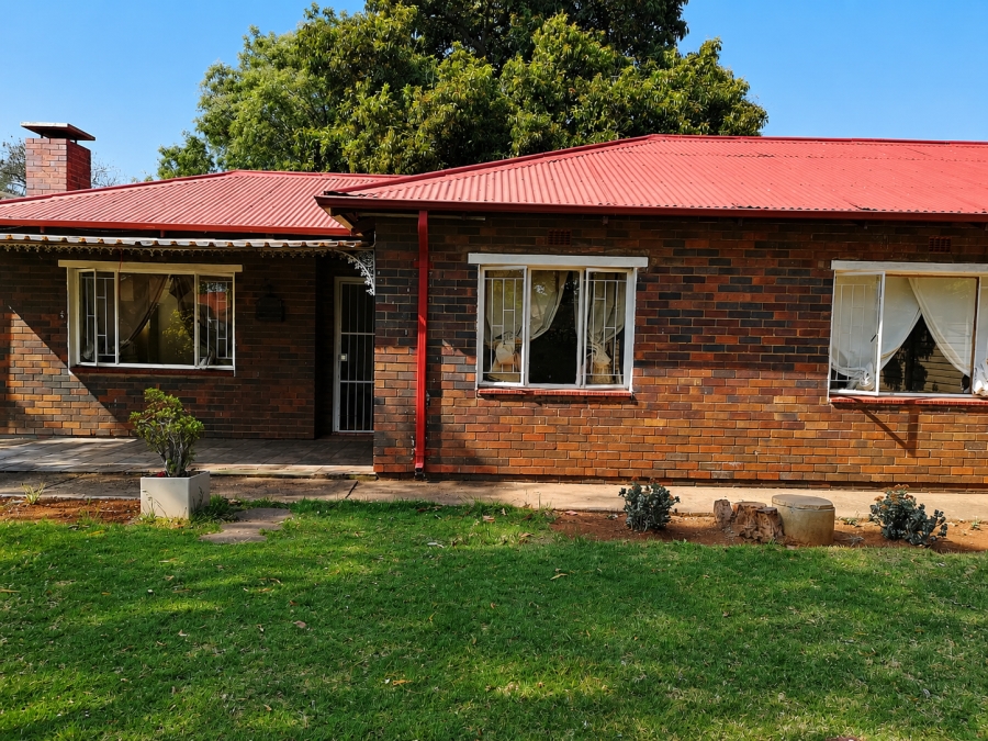 3 Bedroom Property for Sale in Vanderbijlpark Cw 6 Gauteng