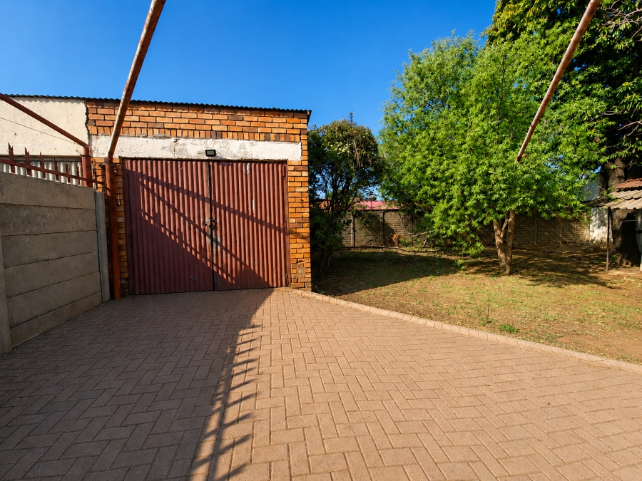 3 Bedroom Property for Sale in Vanderbijlpark Cw 6 Gauteng