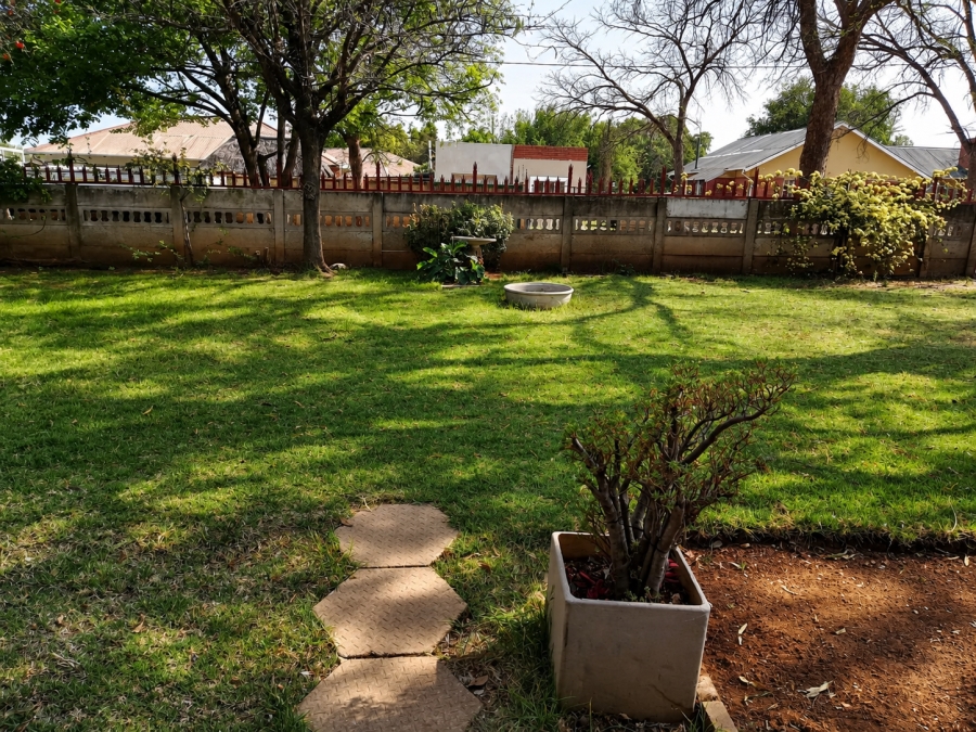 3 Bedroom Property for Sale in Vanderbijlpark Cw 6 Gauteng