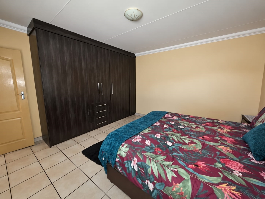 2 Bedroom Property for Sale in Kookrus Gauteng