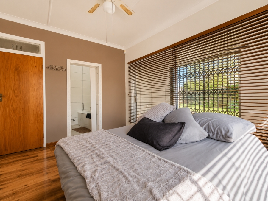 3 Bedroom Property for Sale in Risiville Gauteng