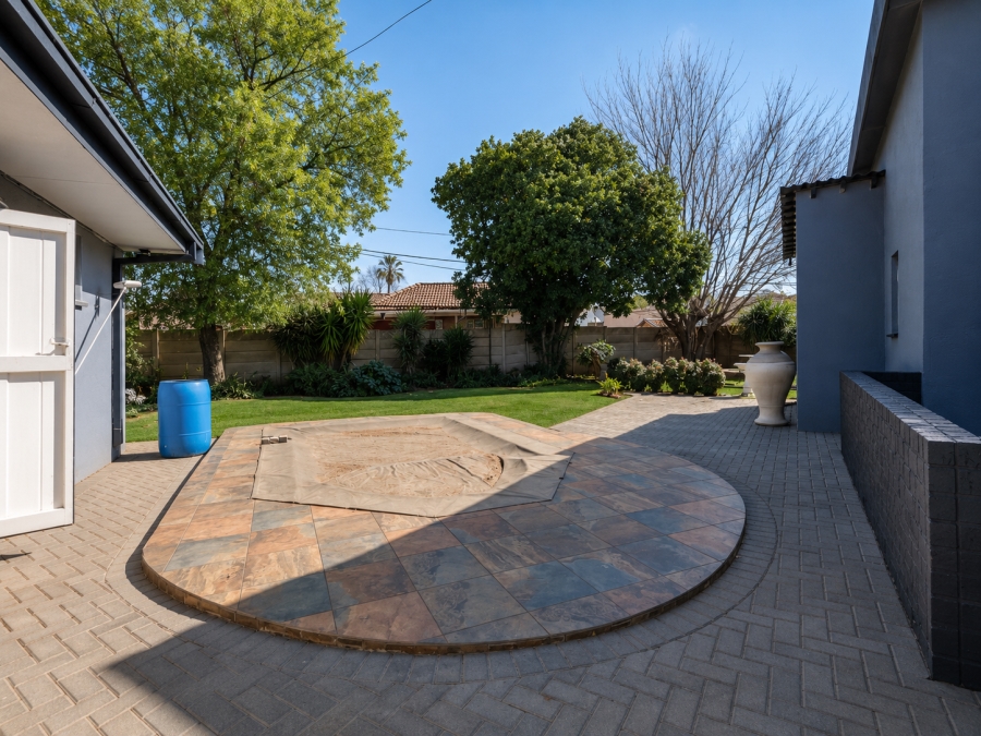 3 Bedroom Property for Sale in Risiville Gauteng