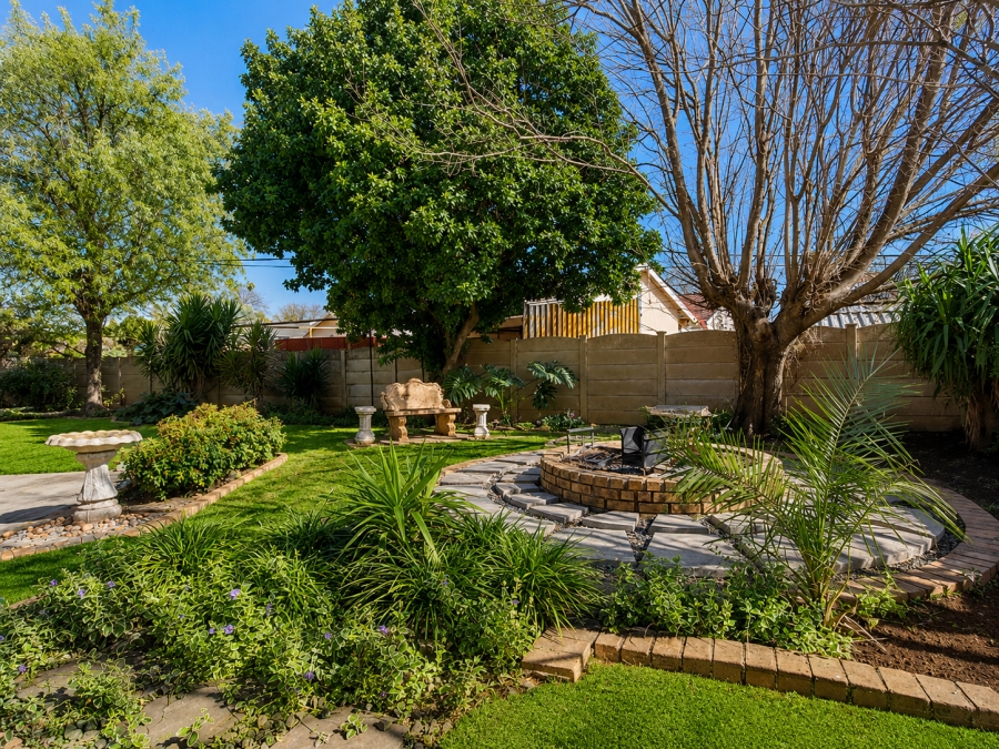 3 Bedroom Property for Sale in Risiville Gauteng