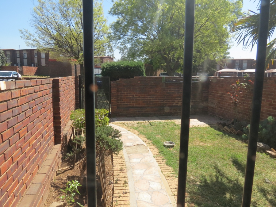 3 Bedroom Property for Sale in Groblerpark Gauteng