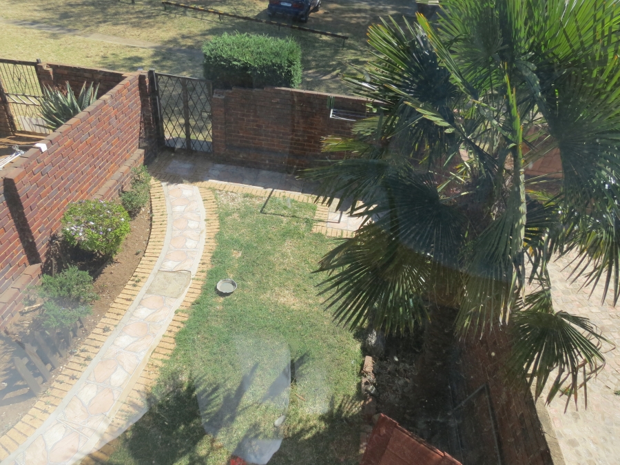 3 Bedroom Property for Sale in Groblerpark Gauteng