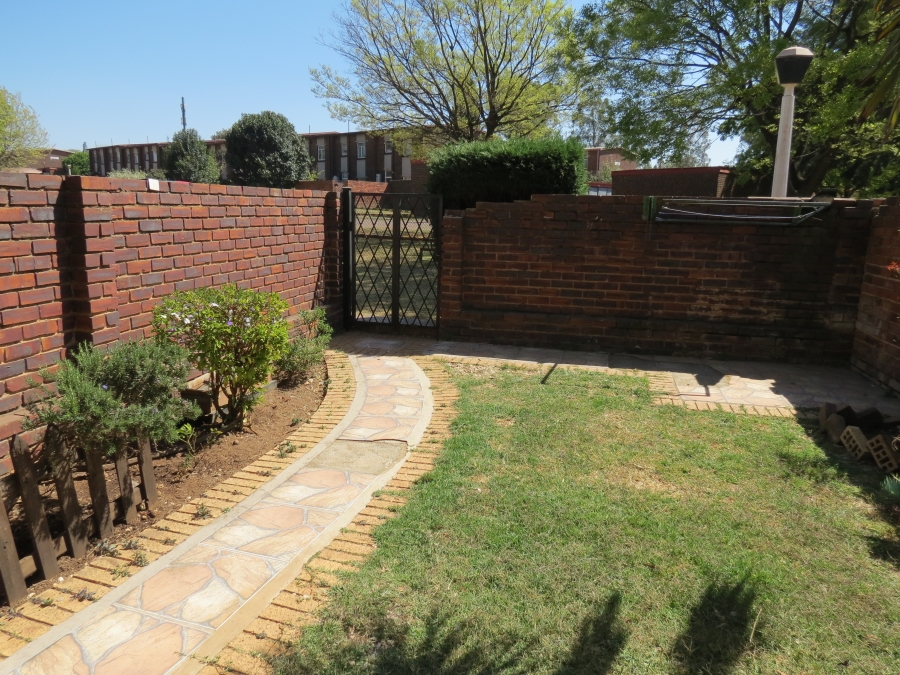 3 Bedroom Property for Sale in Groblerpark Gauteng